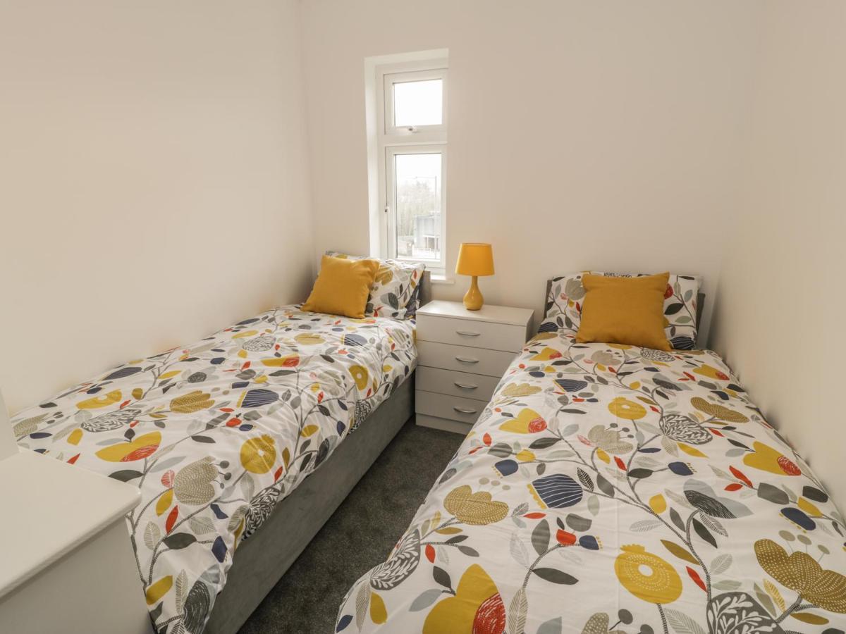 Arnant Villa Долгелай Екстериор снимка